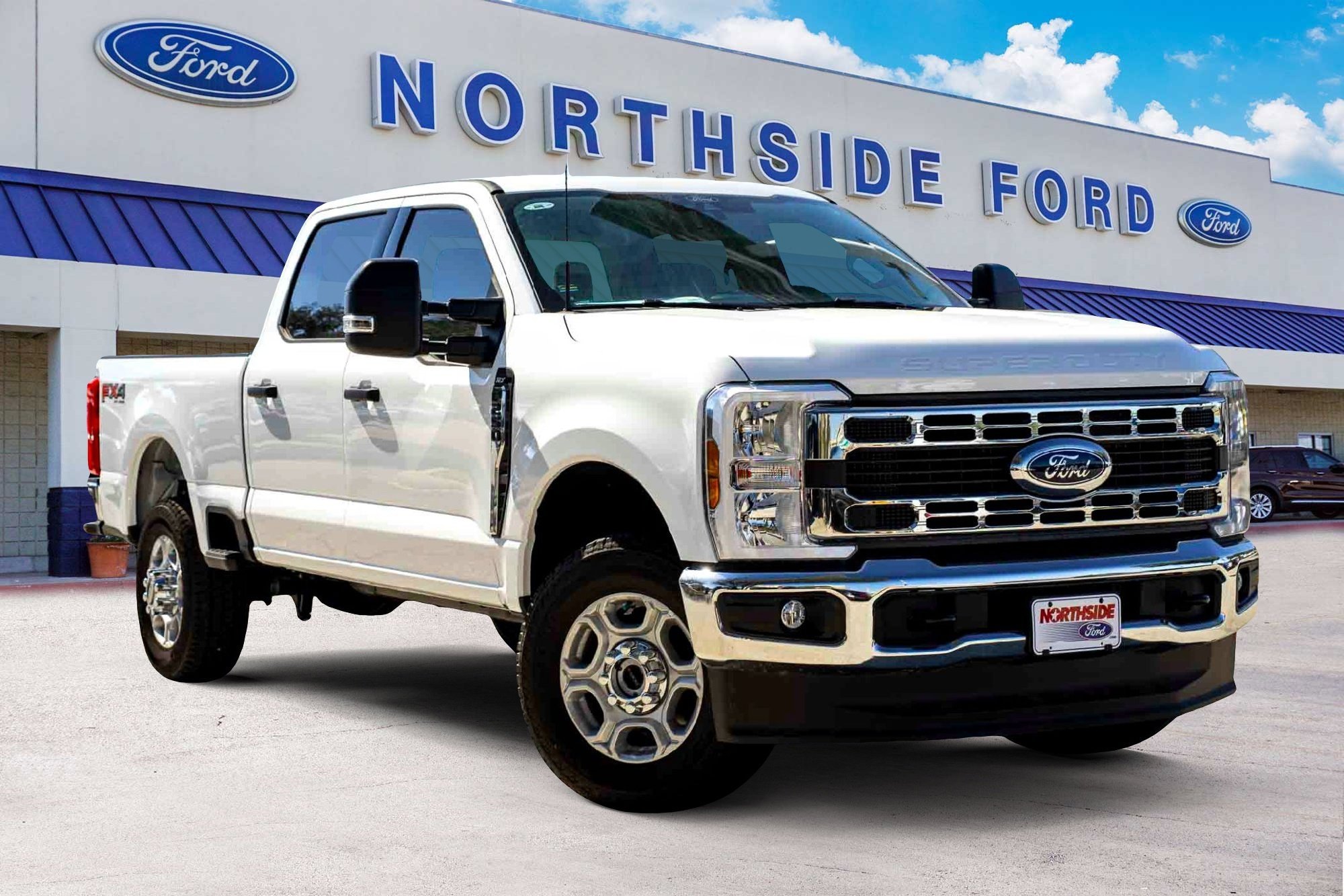 New 2026 Oxford White Ford XLT image 1