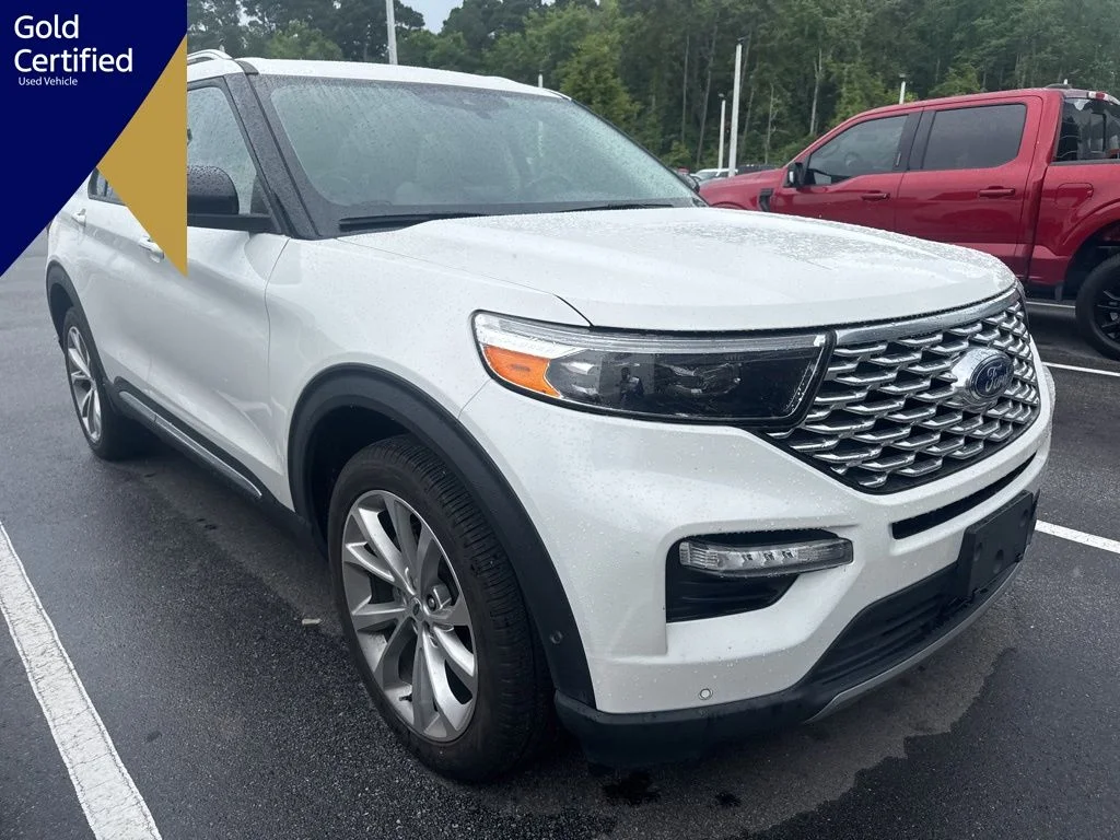 2023 Ford Explorer Platinum 4WD's photo