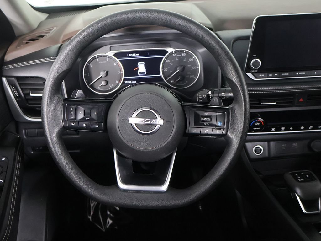Used 2023 Silver Nissan SV image 33
