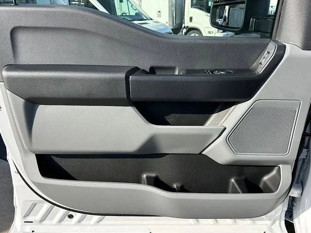 New 2026 White Ford XL image 15