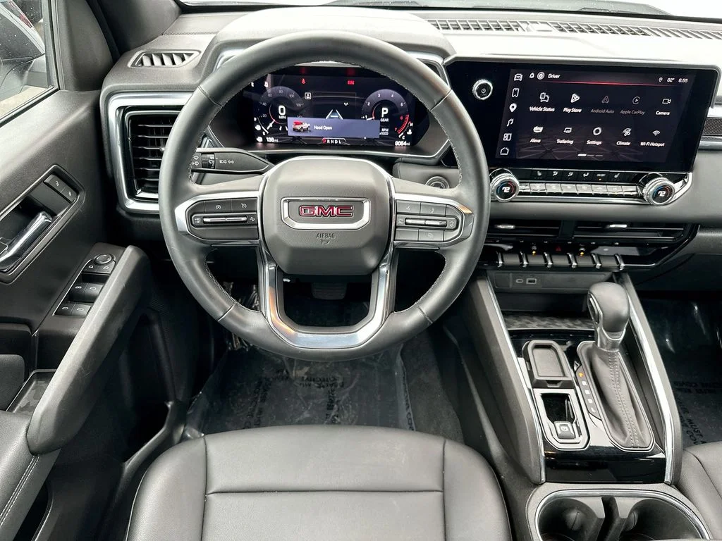 Used 2025 White GMC Elevation image 10