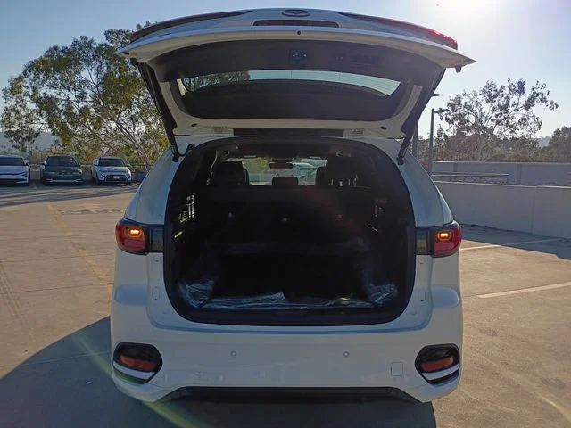 2026 Mazda CX-70 Premium Package - Photo 11