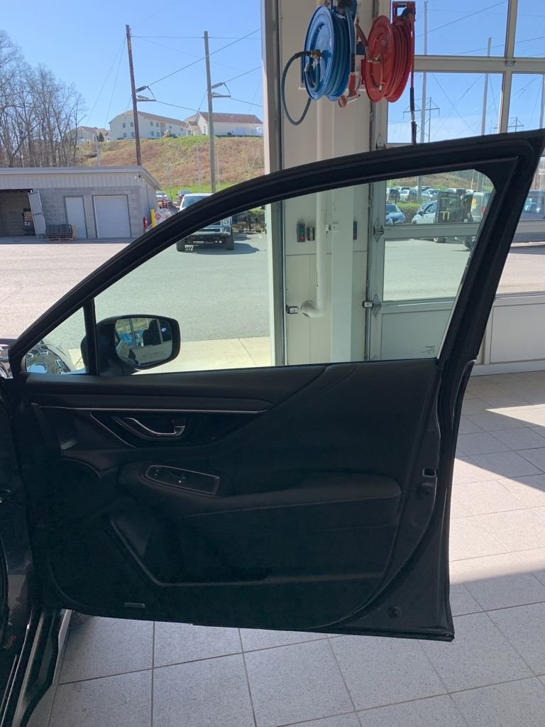 2025 Subaru Outback Limited - Photo 25