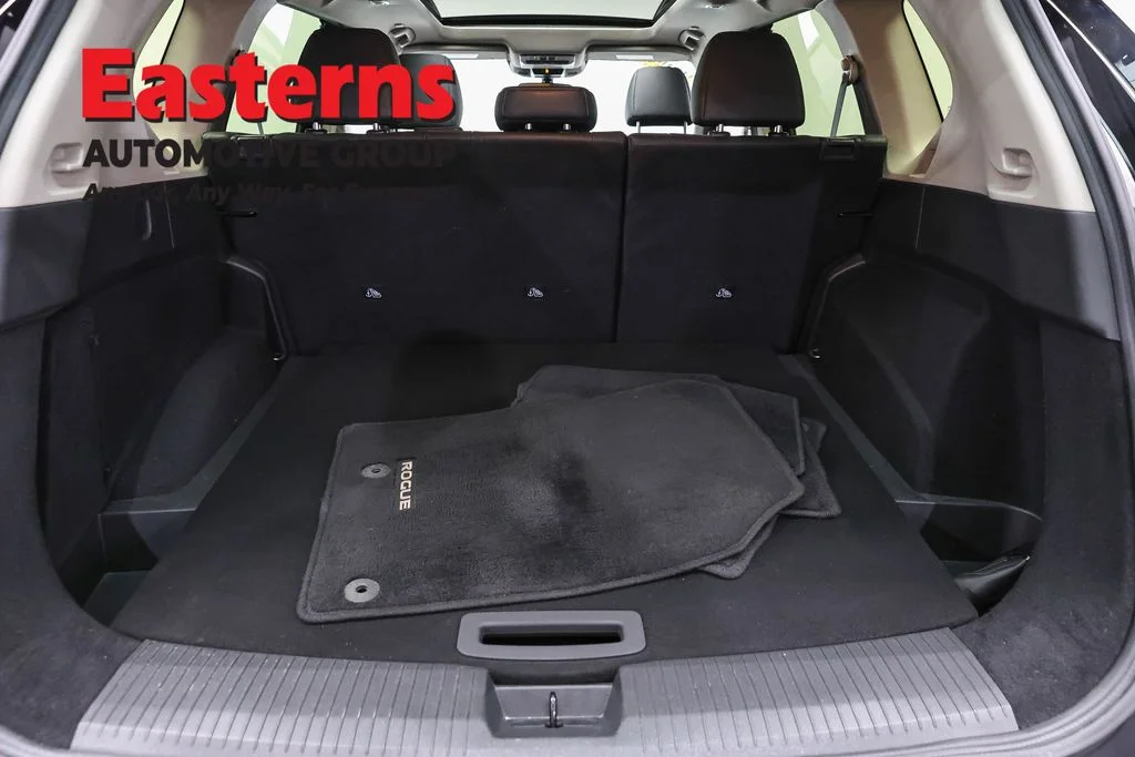Used 2023 Black Nissan SV image 9
