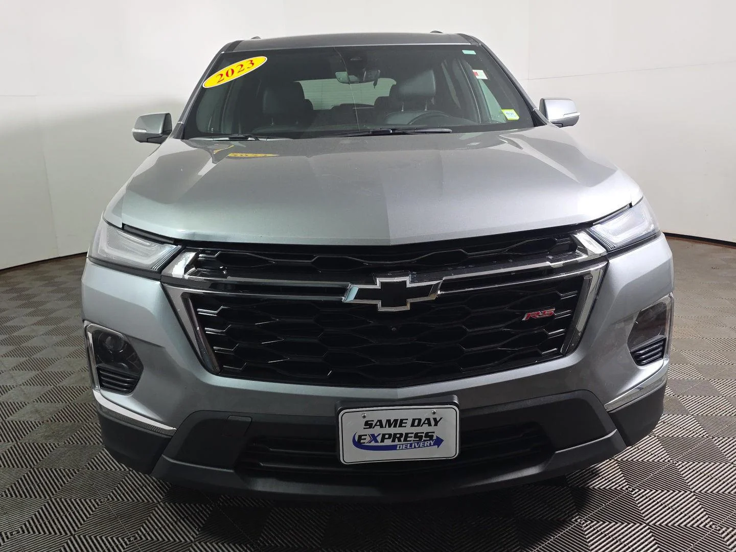 Used 2023 Sterling Gray Metallic Chevrolet RS image 7