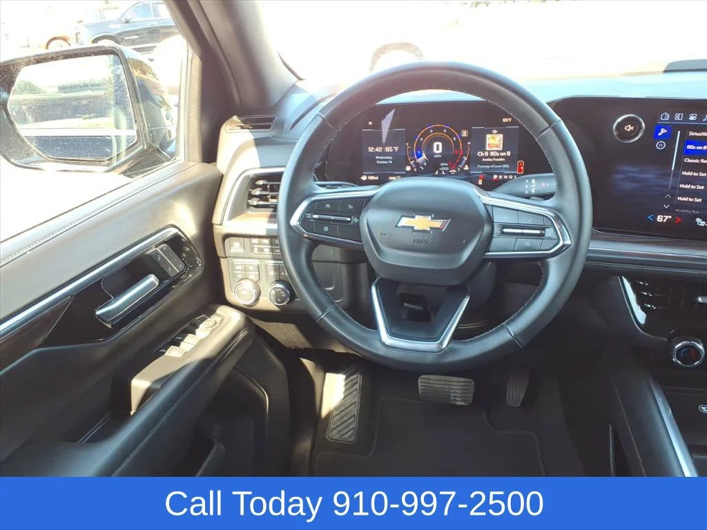 Used 2025 Black Chevrolet LT image 13