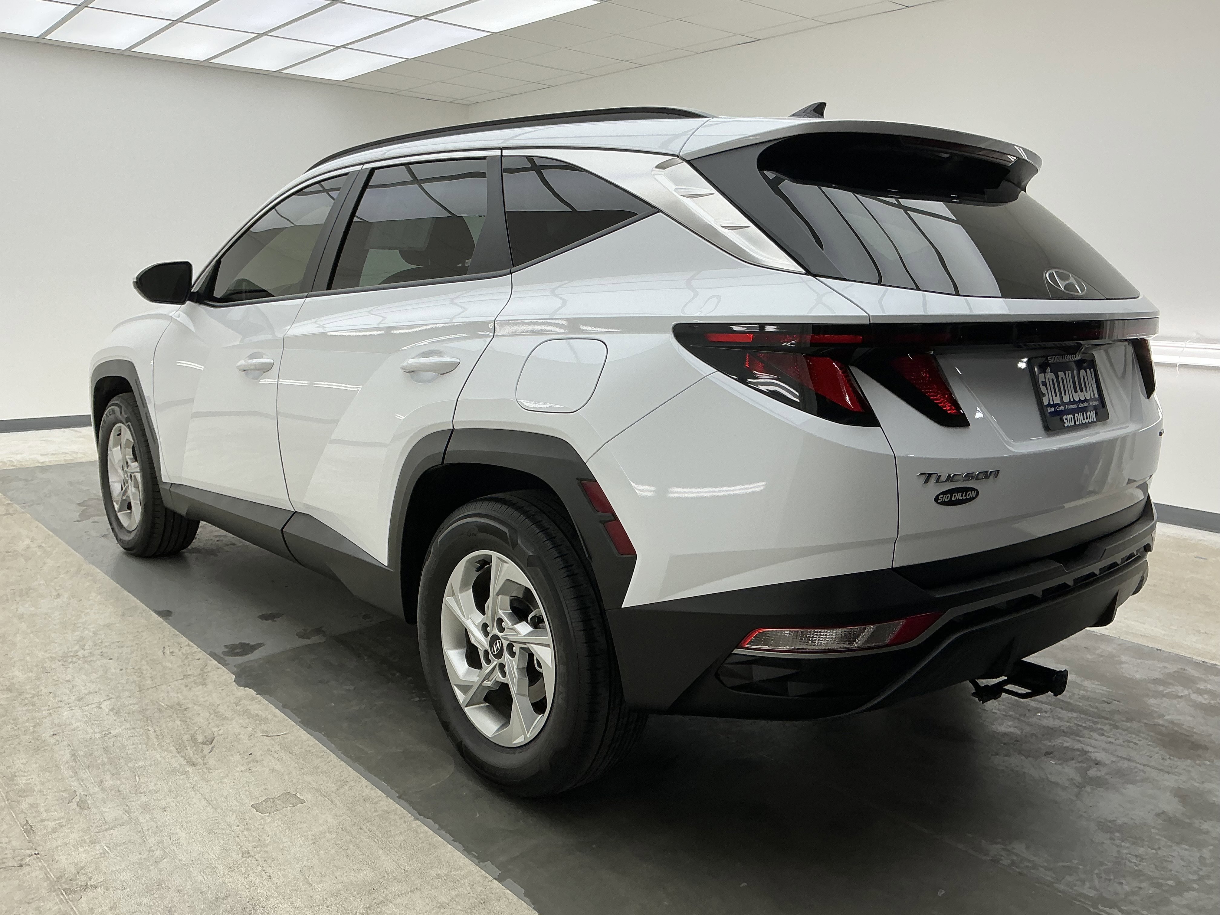Certified Used 2024 White Pearl Hyundai SEL image 6