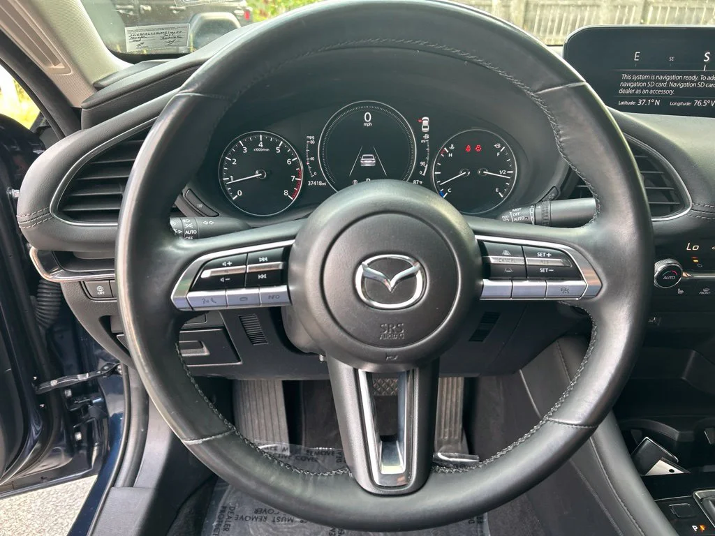 Used 2021 Blue Mazda Preferred image 18