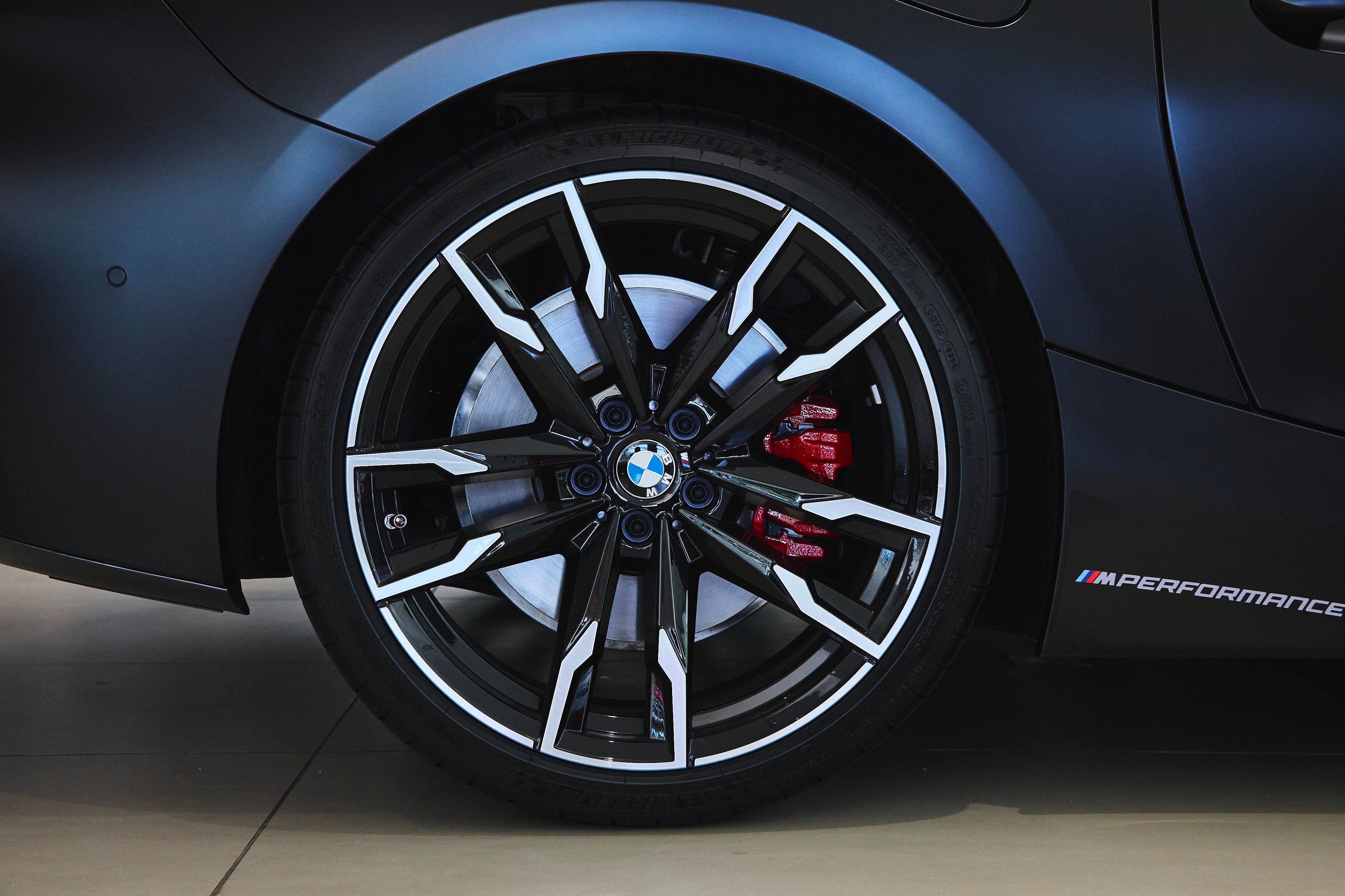 2026 BMW Z4 M40i - Photo 30