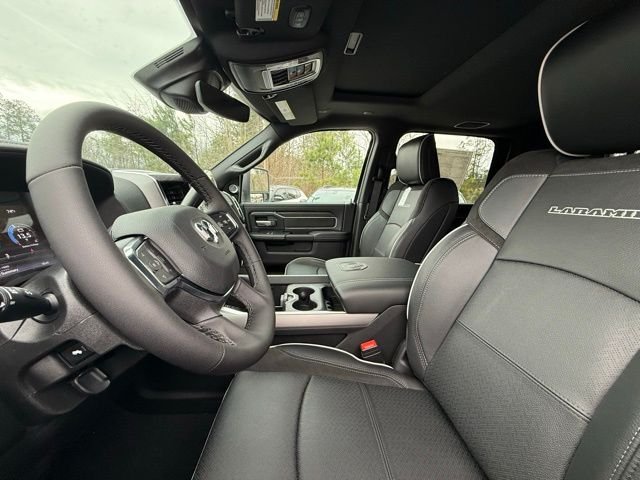 New 2026 Bright White Clear-Coat Exterior Paint RAM LARAMIE image 10