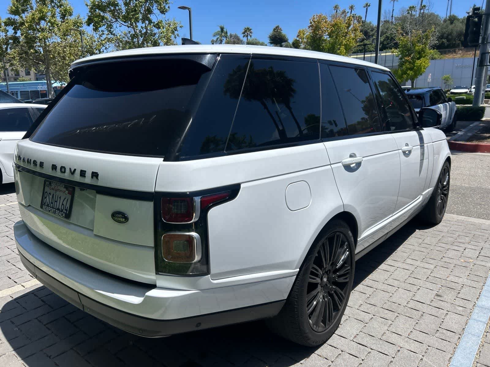 Used 2020  Land Rover HSE image 4