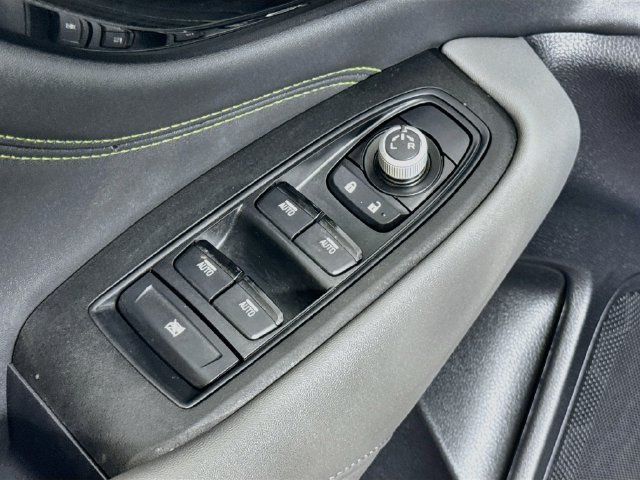 Used 2025 Green Subaru Onyx Edition XT image 30