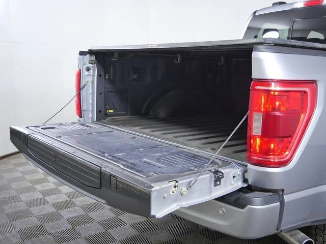 Certified Used 2022 Silver Ford XLT image 18