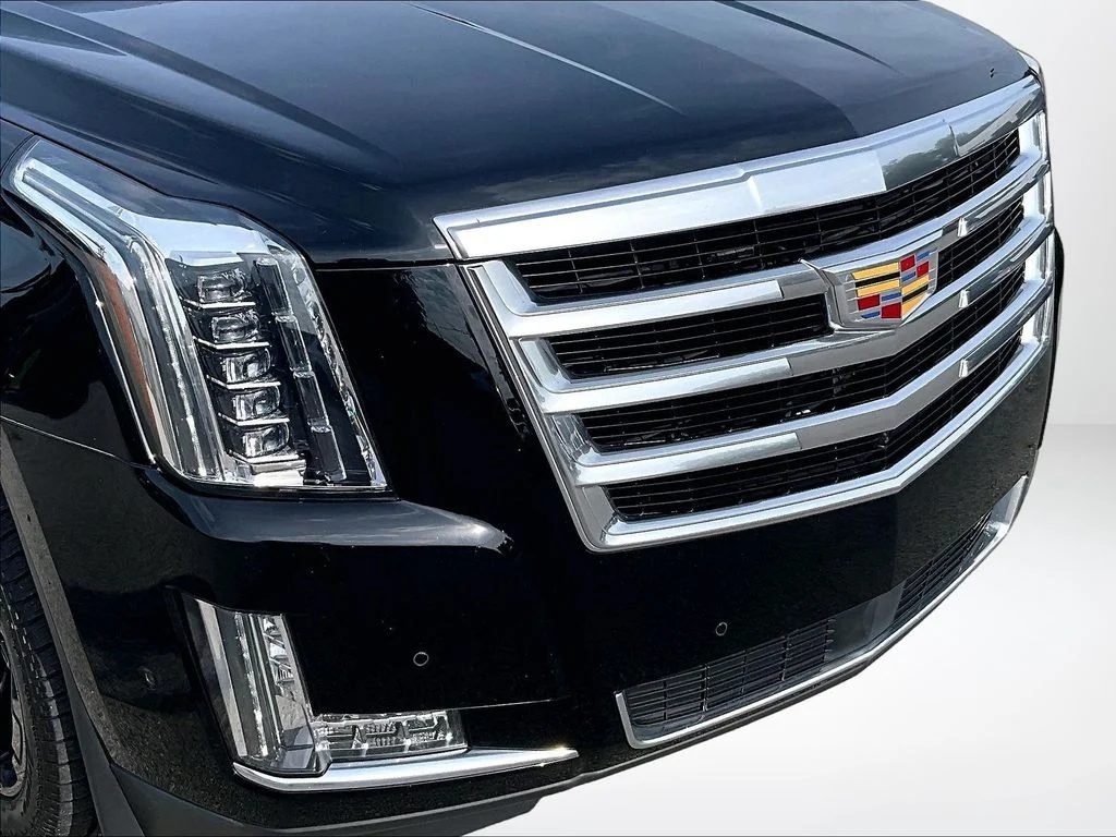 Used 2019 Black Cadillac Premium Luxury image 29