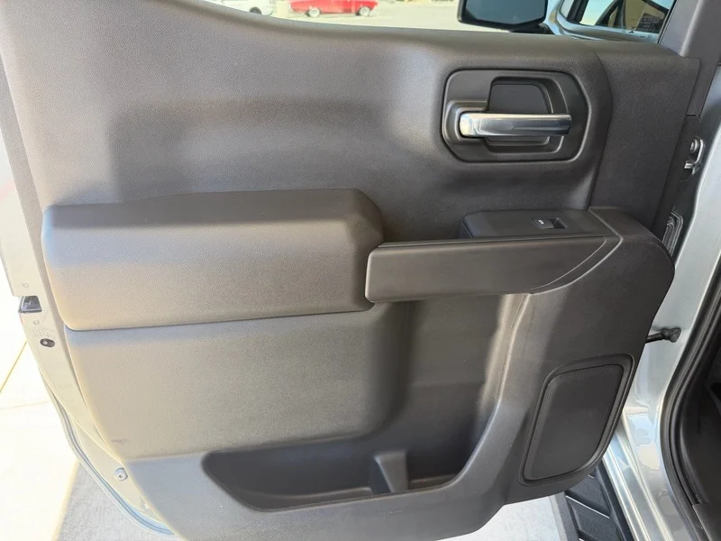 Used 2025 Sterling Gray Metallic Chevrolet Custom Trail Boss image 21