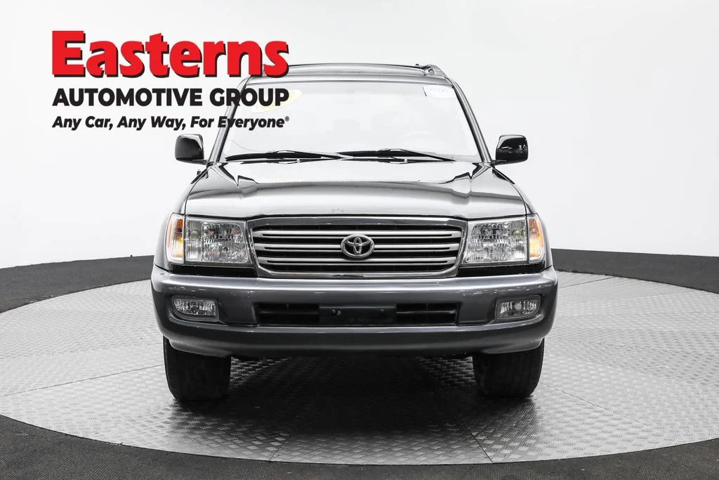 Used 2005 Black Toyota Base image 2