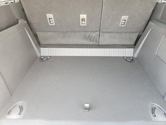 New 2026 Avalanche Gray Ford Outer Banks® image 44