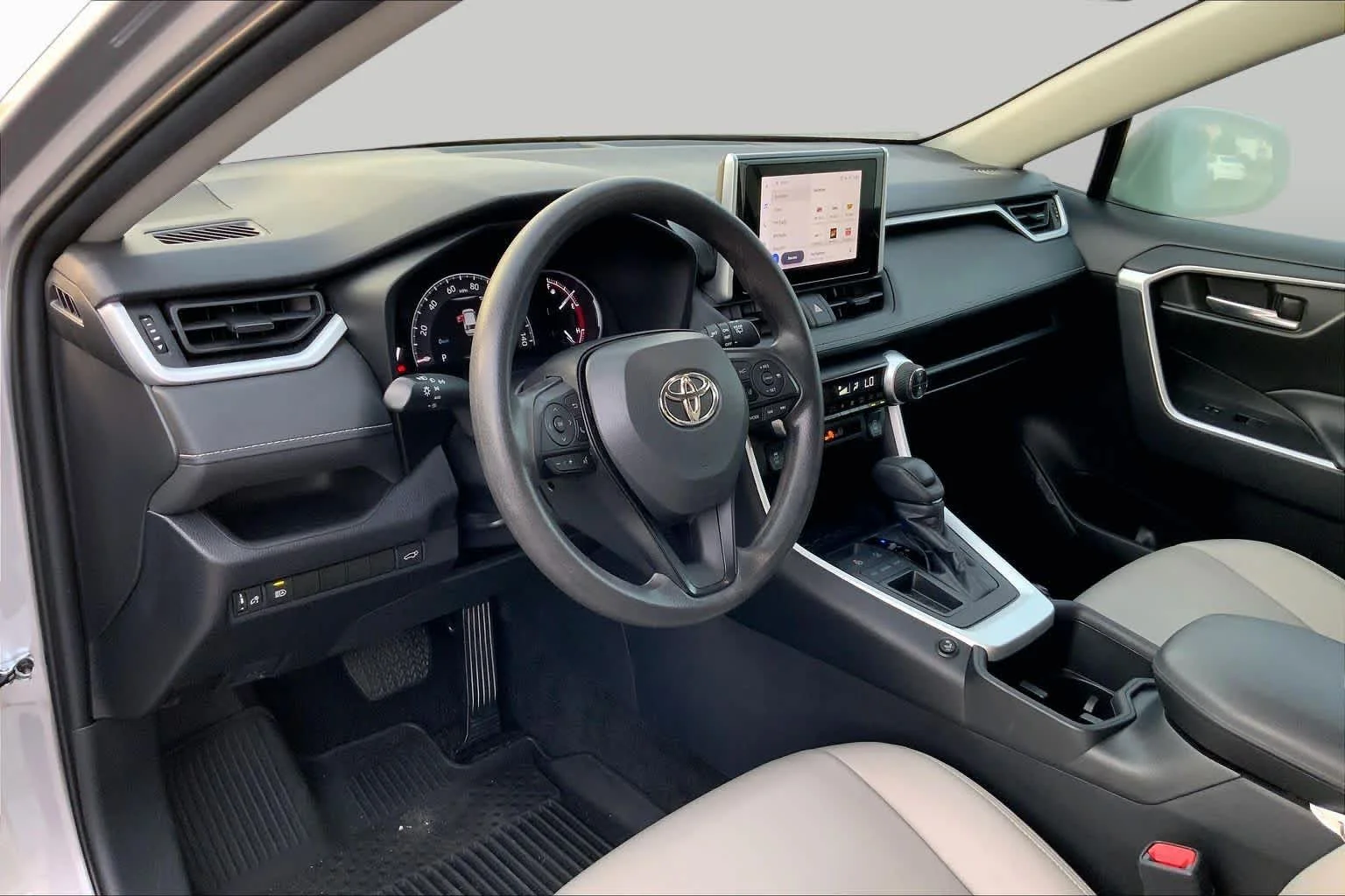 Used 2023 Silver Sky Metallic Toyota XLE image 17