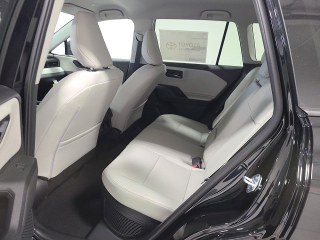 New 2026 Midnight Black Metallic Toyota XLE Premium image 15