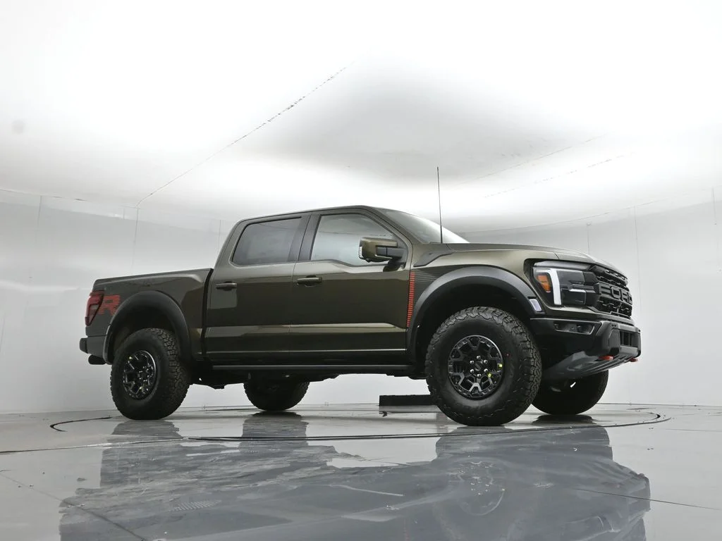 New 2026 Shelter Green Ford Raptor image 3