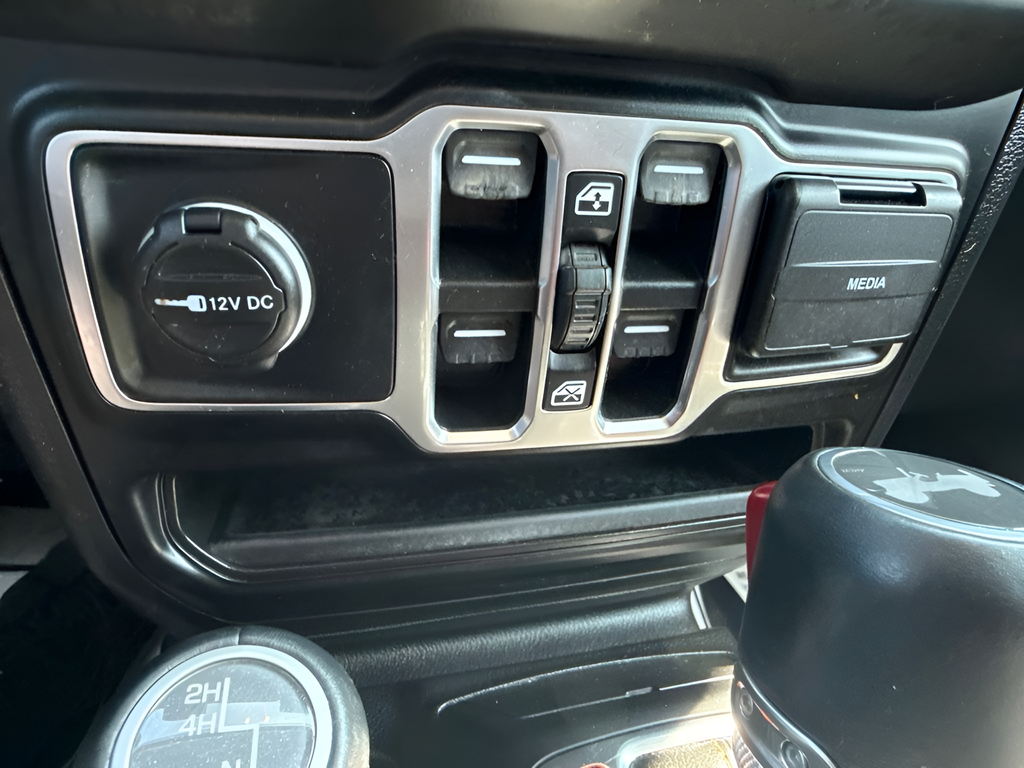 Used 2021 White Jeep Unlimited Sahara High Altitude image 32