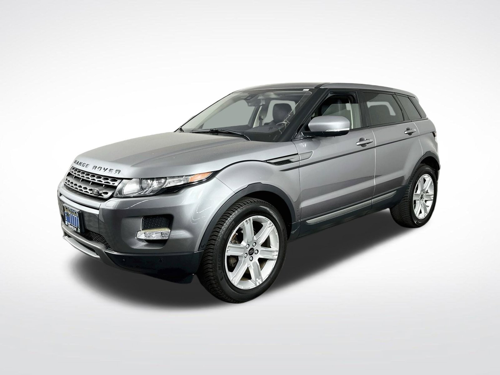 Used 2013 Gray Land Rover Pure image 4