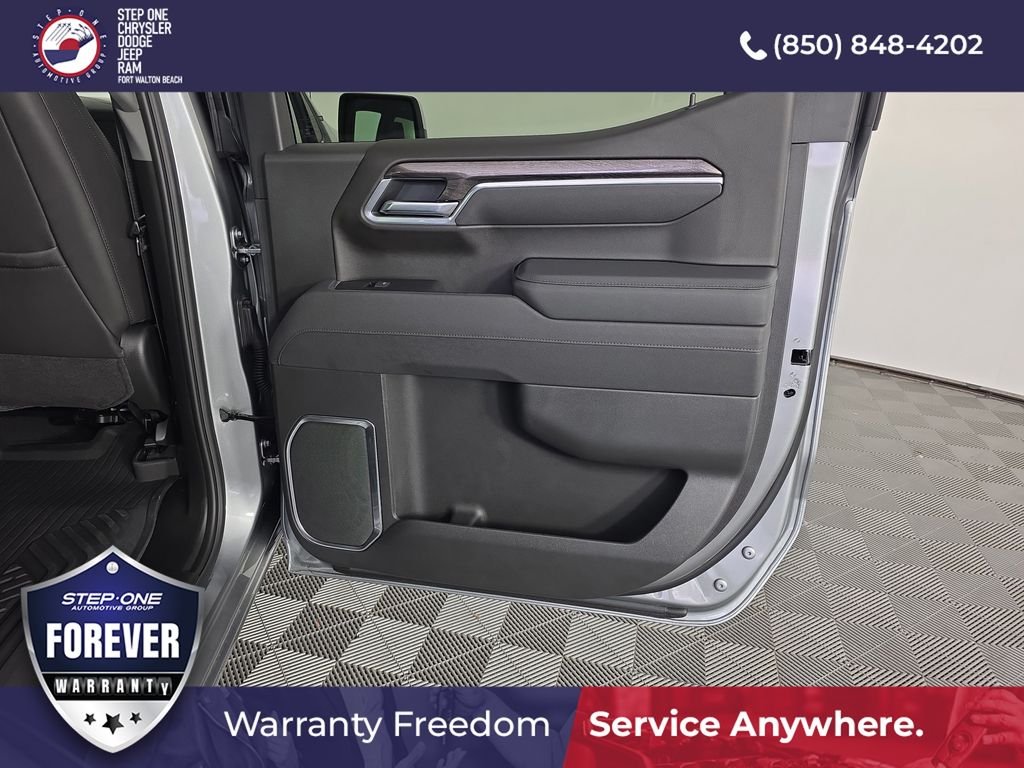 Used 2026 Gray Chevrolet LTZ image 29