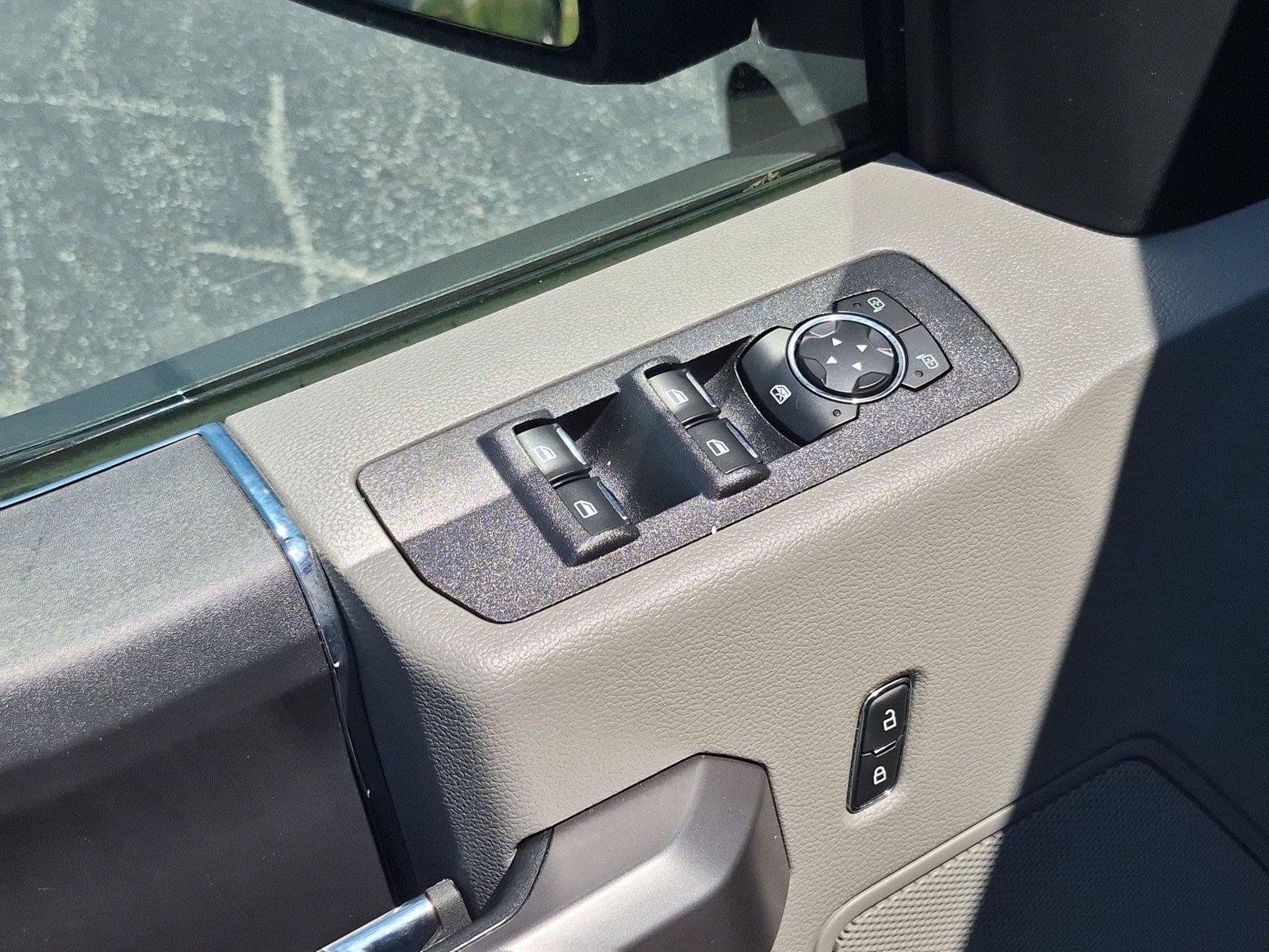 Used 2019 Magnetic Metallic Ford XLT image 16