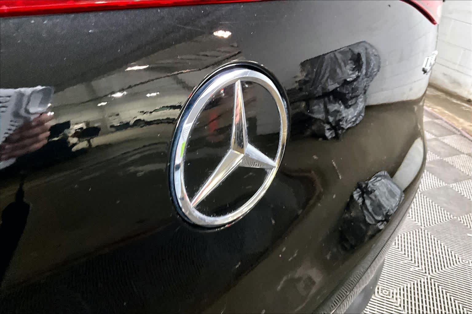 Used 2023 Obsidian Black Metallic Mercedes-Benz EQE 350 image 29