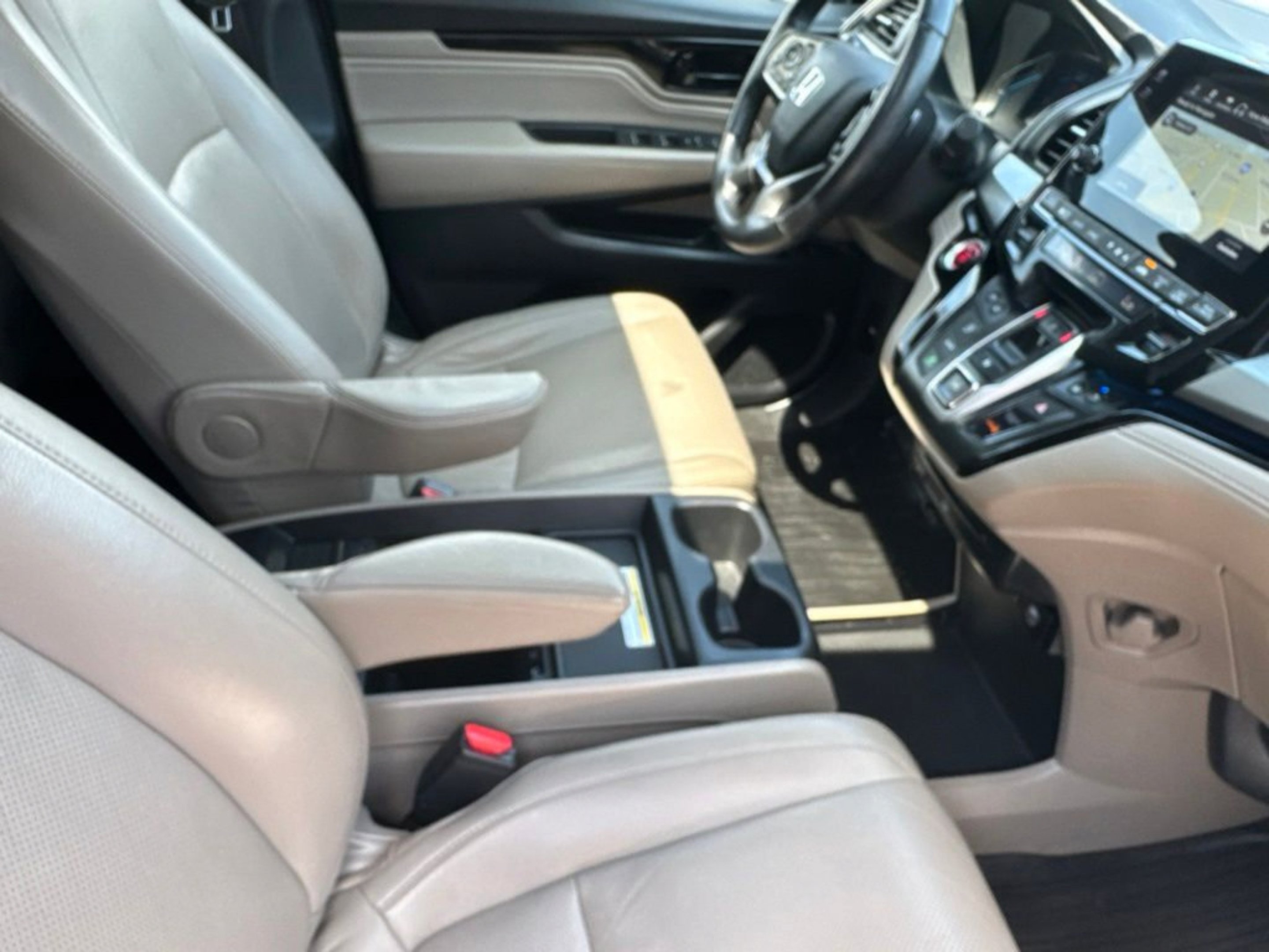Used 2019 Pewter Metallic Honda Elite image 30