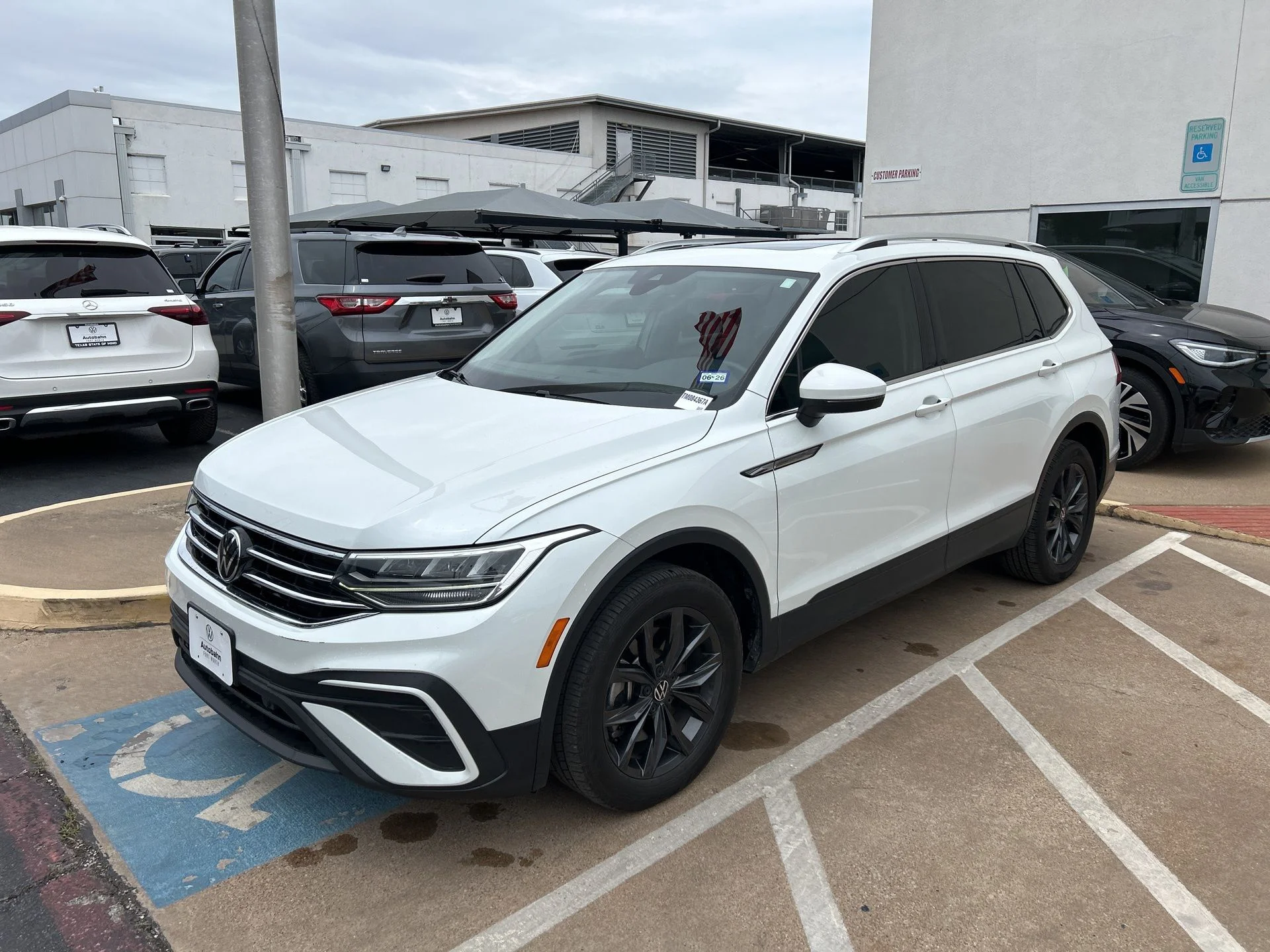 2023 Volkswagen Tiguan SE