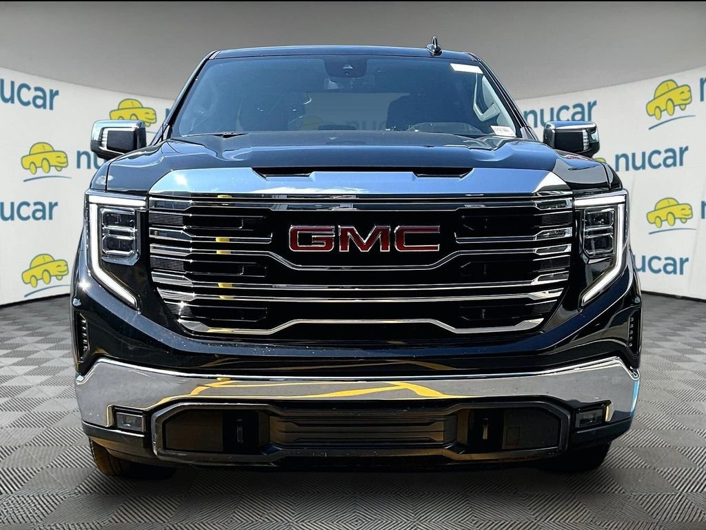Used 2025 Black GMC SLT image 2