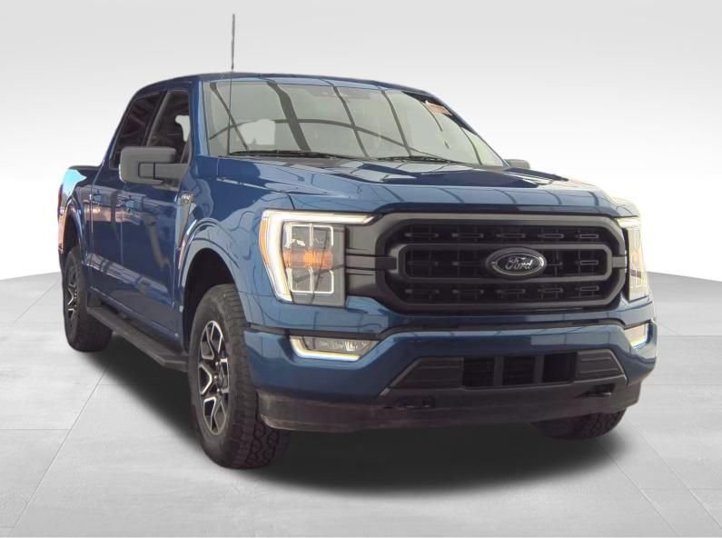 Used 2023 Atlas Blue Metallic Ford XLT image 5