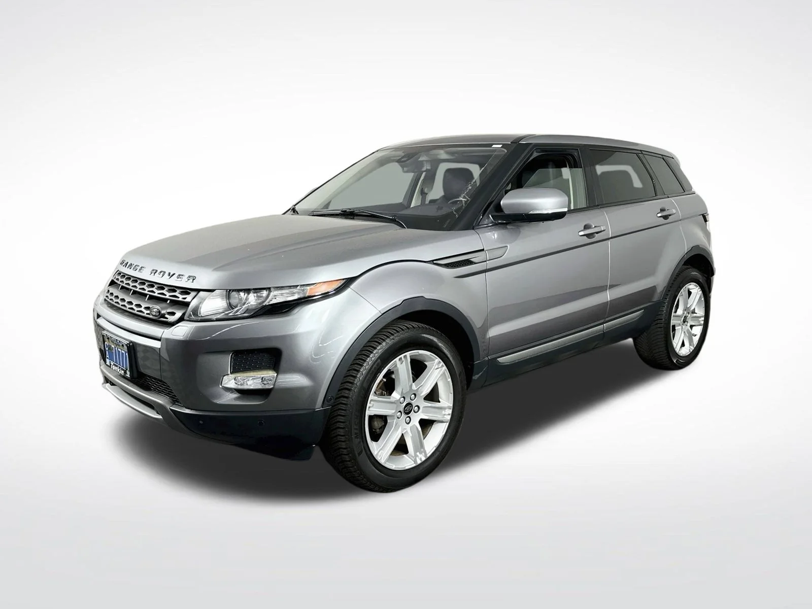 Used 2013 Gray Land Rover Pure image 4