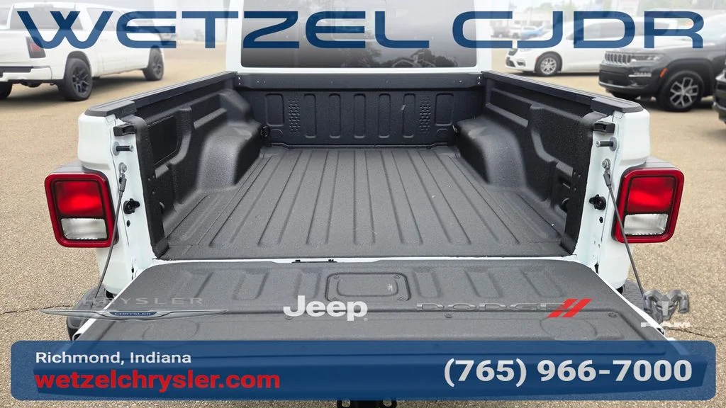 New 2026 White Jeep 85th Anniversary Edition image 9
