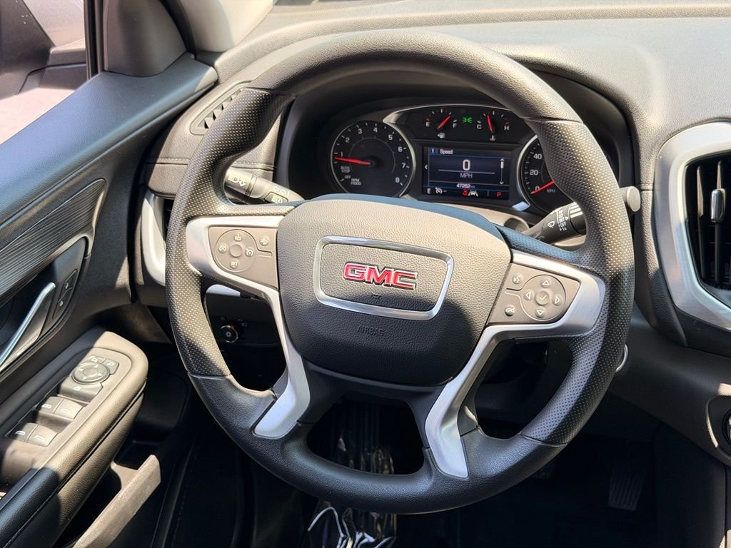 Used 2024 Silver GMC SLE image 19