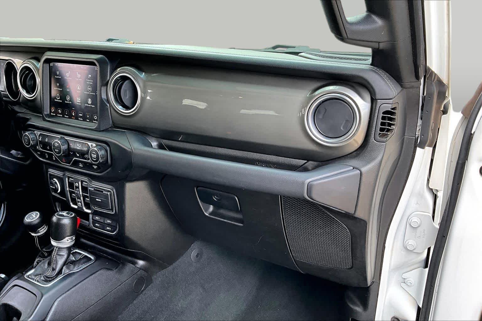 Used 2023 Bright White Clearcoat Jeep Sahara image 18