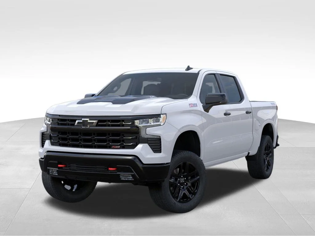New 2026 Summit White Chevrolet LT Trail Boss image 6