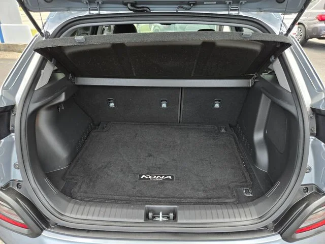 Used 2019 Silver Hyundai SEL image 16