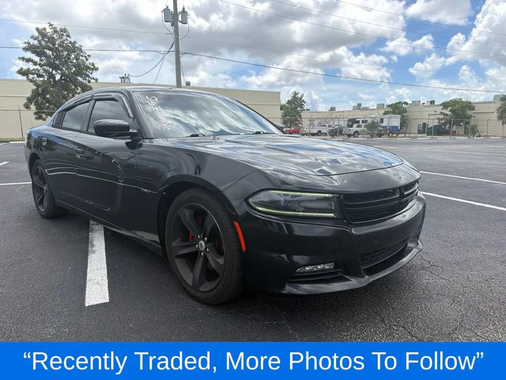 Used 2018 Black Dodge R/T RWD image 1