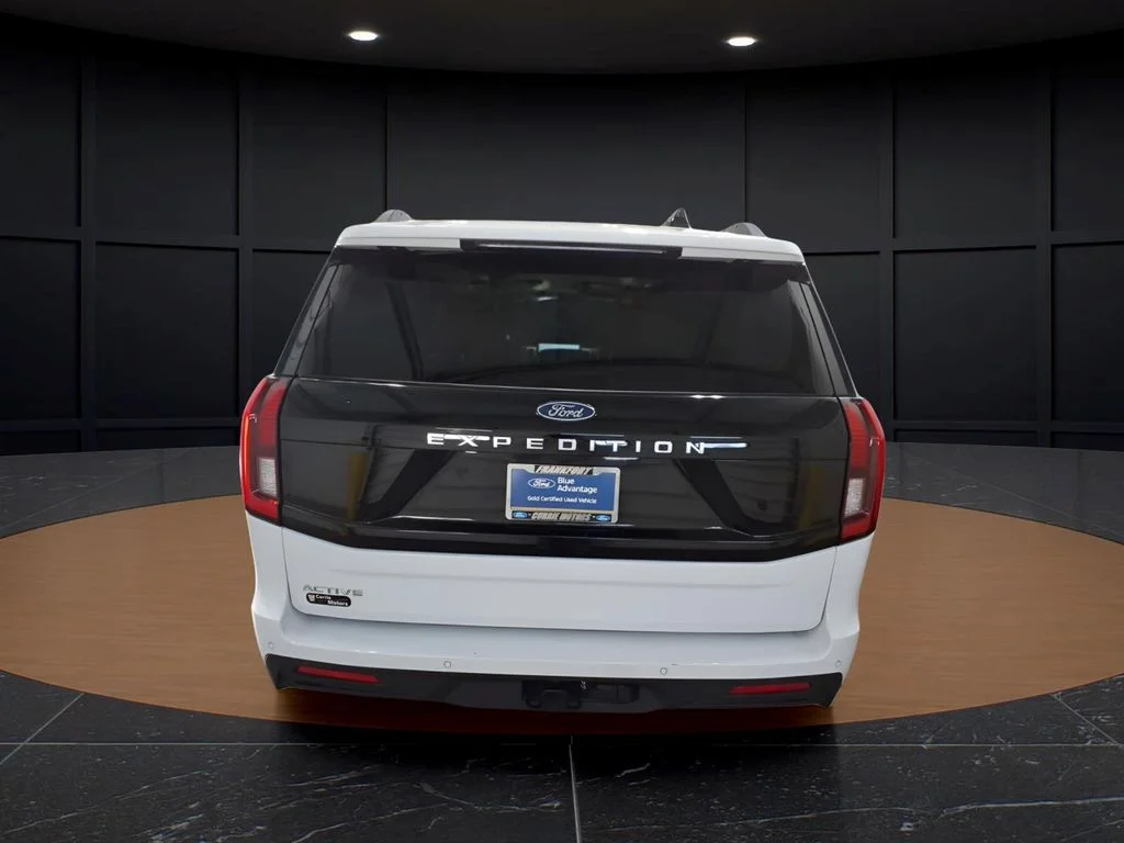 Used 2025 White Ford Active image 5