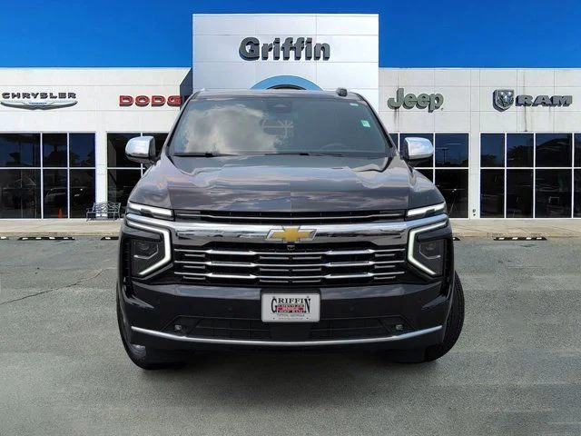 Used 2025 Dark Ash Metallic Chevrolet Premier image 12