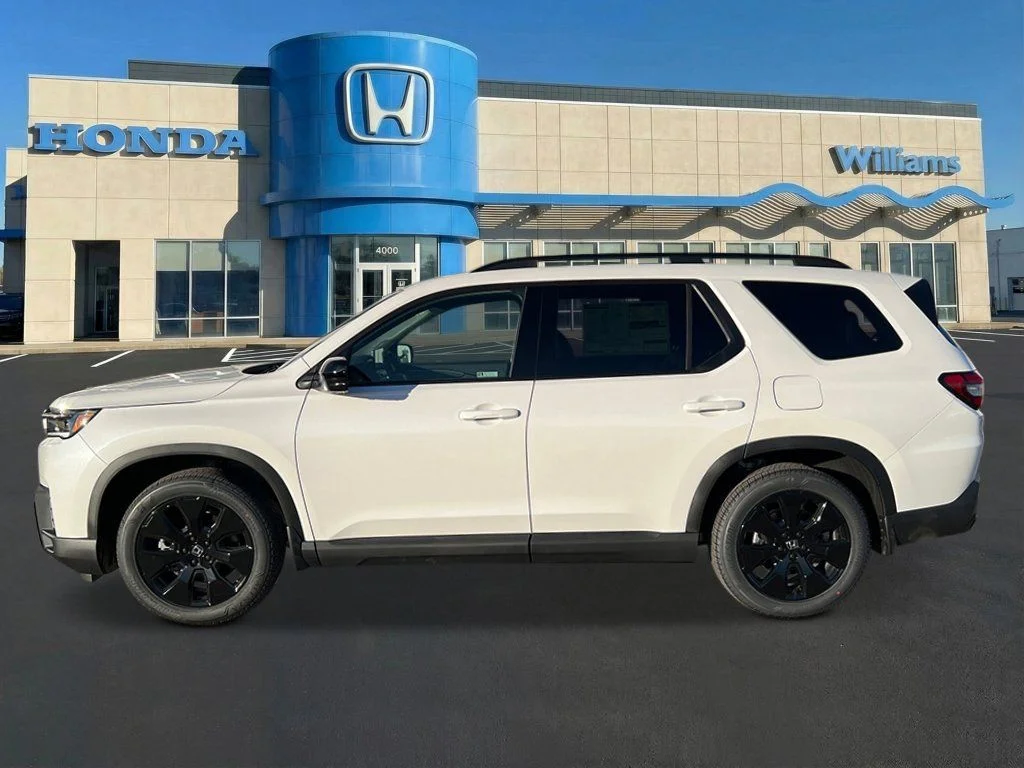 New 2026 PLATINUM WHITE PEARL Honda Black Edition image 2