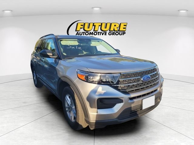 Used 2023 Silver Ford XLT image 1