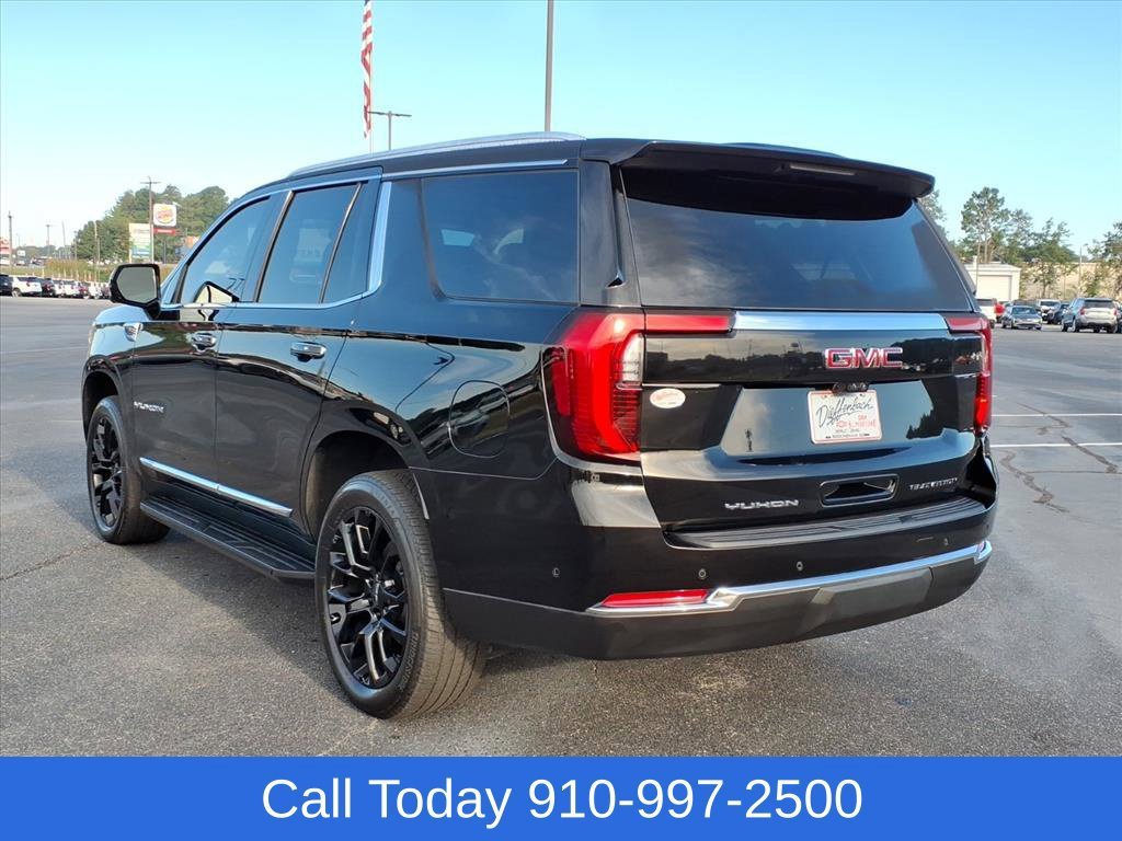 Used 2025 Onyx Black GMC Elevation image 4