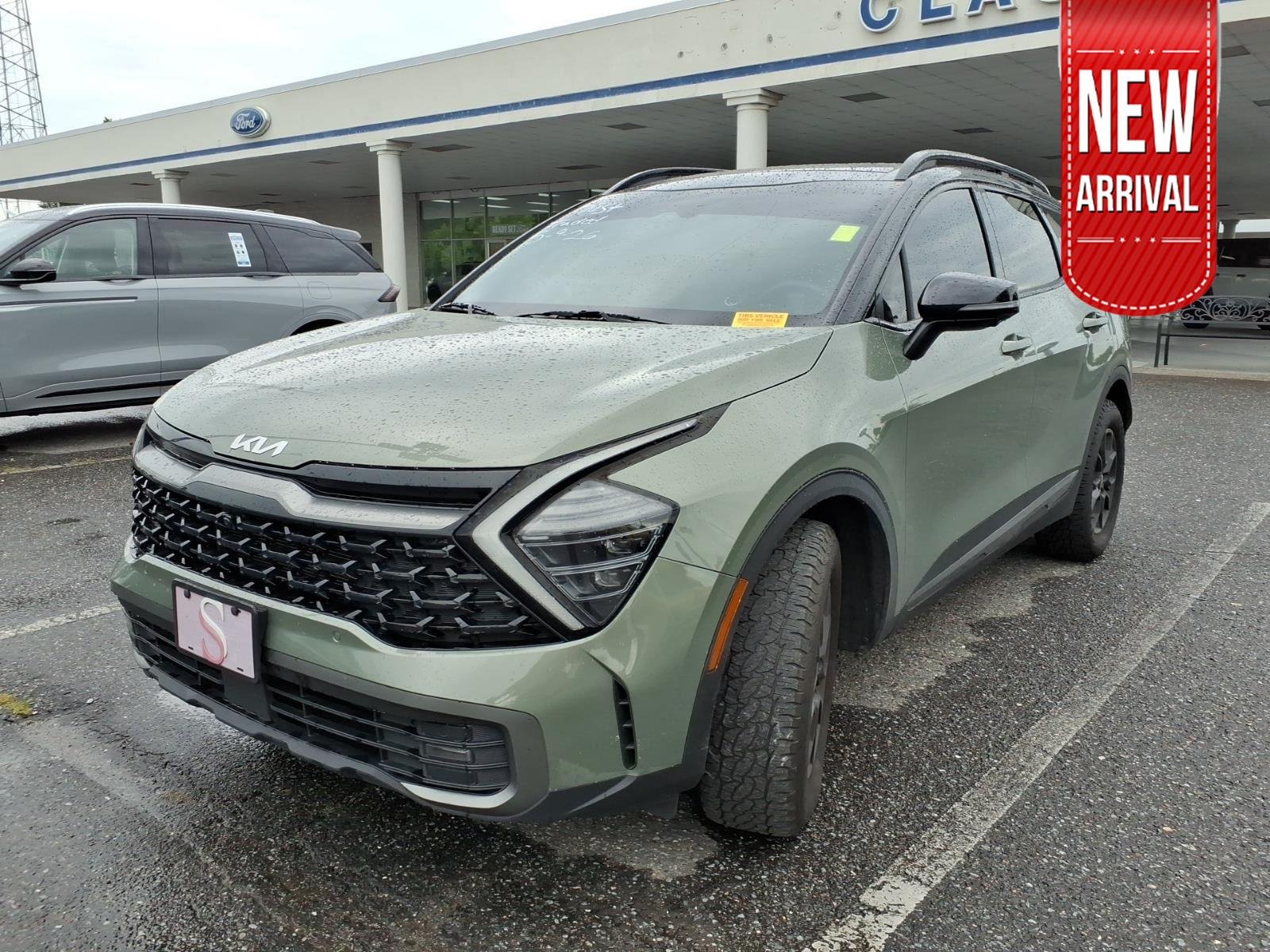 Used 2024 Jungle Green/Ebony Black Roof Kia X-Pro Prestige image 1