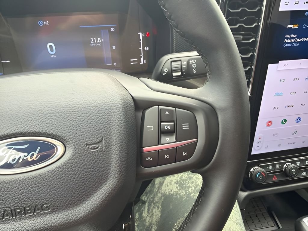 Used 2024 Gray Ford XLT image 16