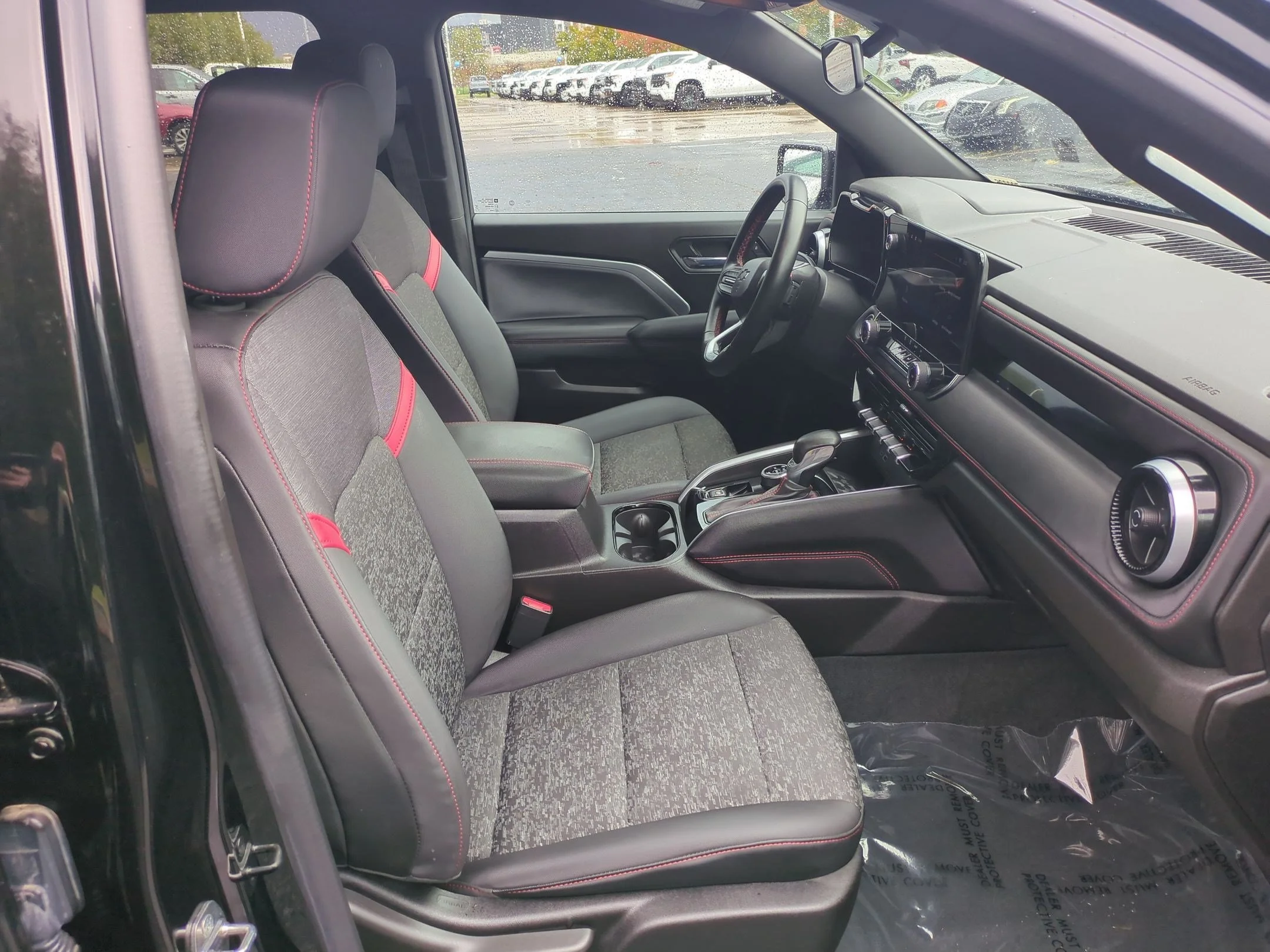 Used 2023 Black Chevrolet 4WD Z71 image 29