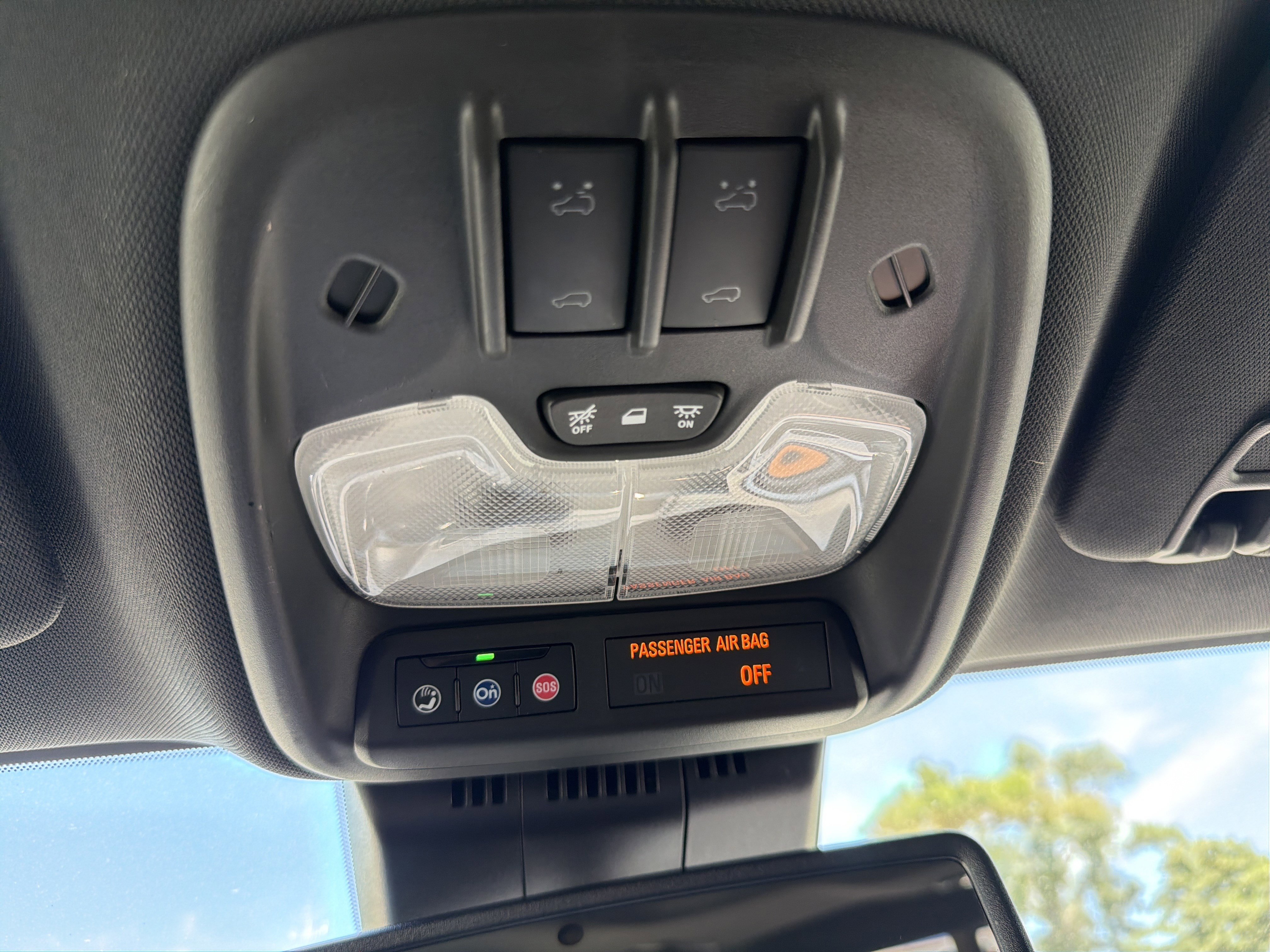 2023 GMC Canyon AT4 - Photo 18