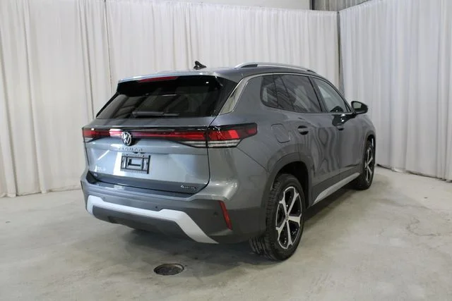 New 2026 Silver Volkswagen 2.0T SE image 25